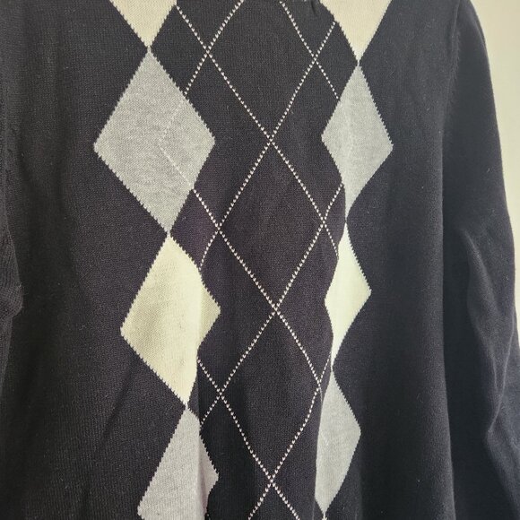 $ IZOD Argyle Knit Sweater (Size L) - Picture 3 of 3